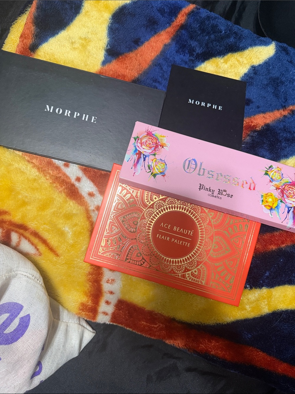 Morphe Eyeshadow Palettes Trio - Pink, Red, Black